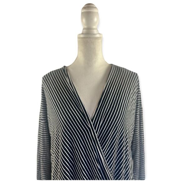TAHARI LONG SLEEVE SURPLICE STRIPED JERSEY WRAP TOP BLACK WHITE LARGE - Picture 5 of 9